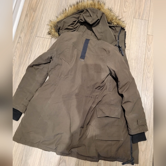 TNA Bancroft Parka - Picture 2 of 4